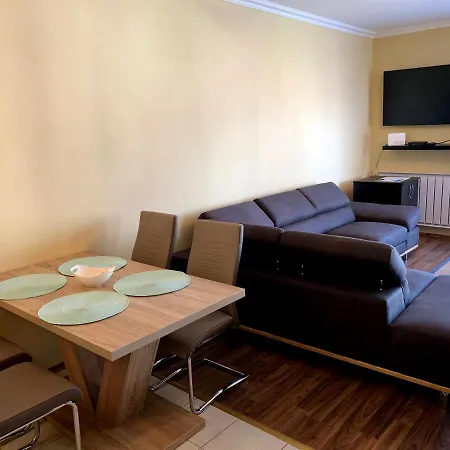 Lakeside Luxury Apartment