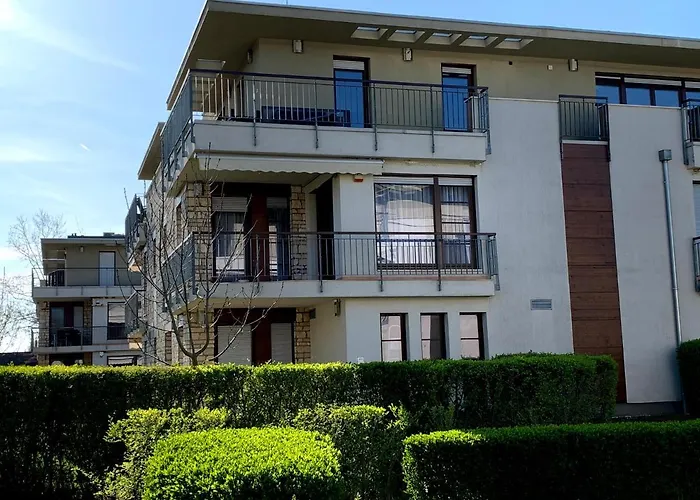 Apartment Lakeside Luxury *